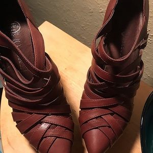 GENUINE LEATHER PLATFORM WEDGES!!